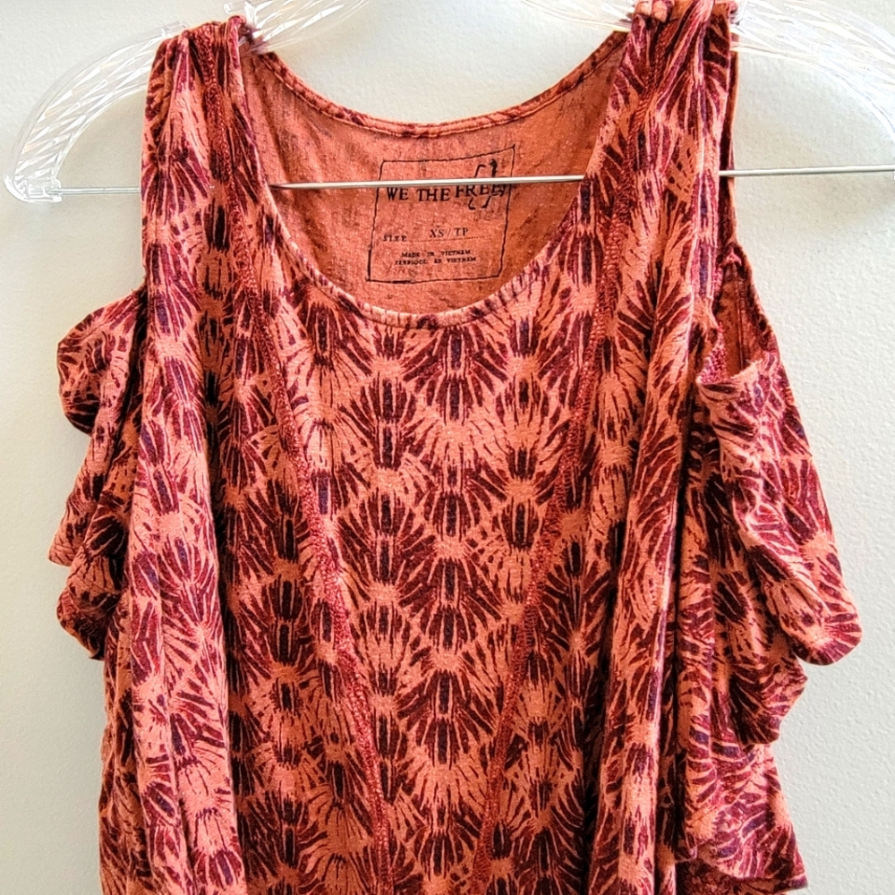 We The Free Cold Shoulder Top XS